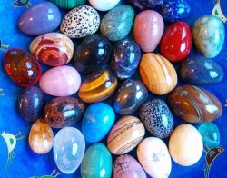 Μικρά Αυγά από Ημιπολύτιμους Λίθους