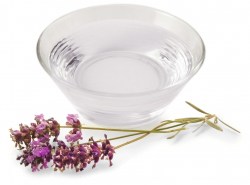 Νερό από Άνθη Λεβάντας